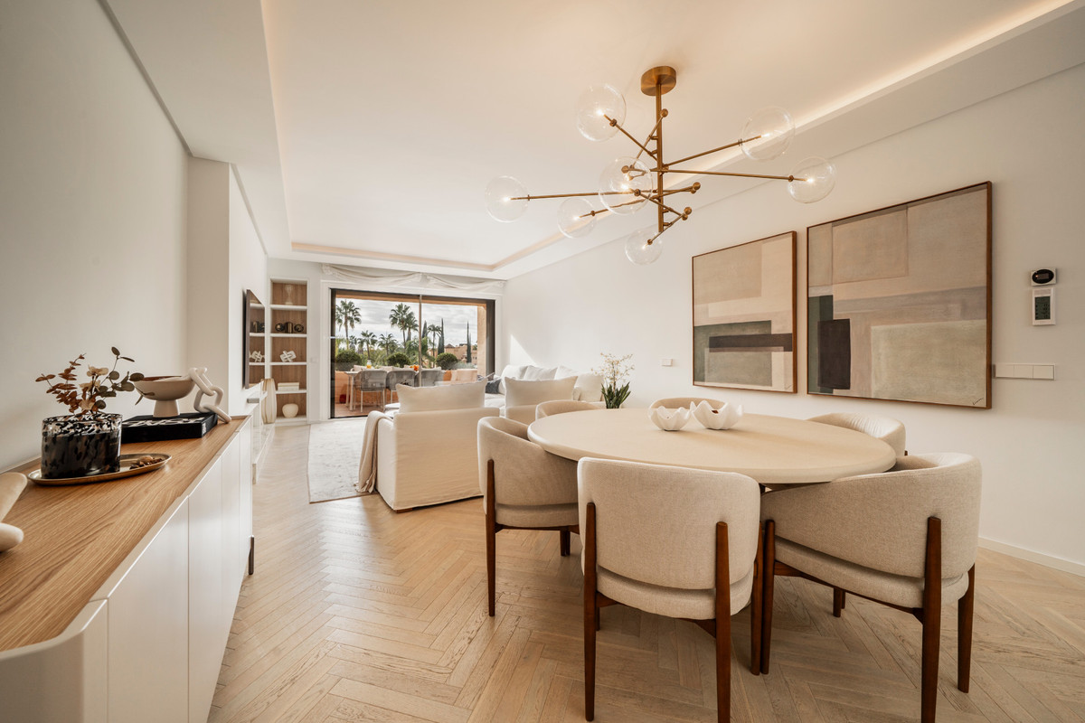 3 Bed Apartment for sale in Benahavís Costa Del Sol, Málaga, Spain