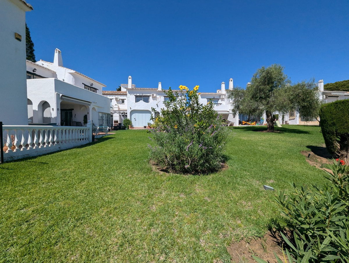 Se vende Adosada de 3 dormitorios en Costa Del Sol, Málaga, España