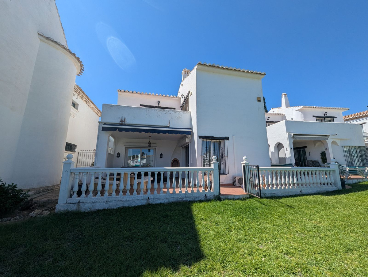 Se vende Adosada de 3 dormitorios en Costa Del Sol, Málaga, España