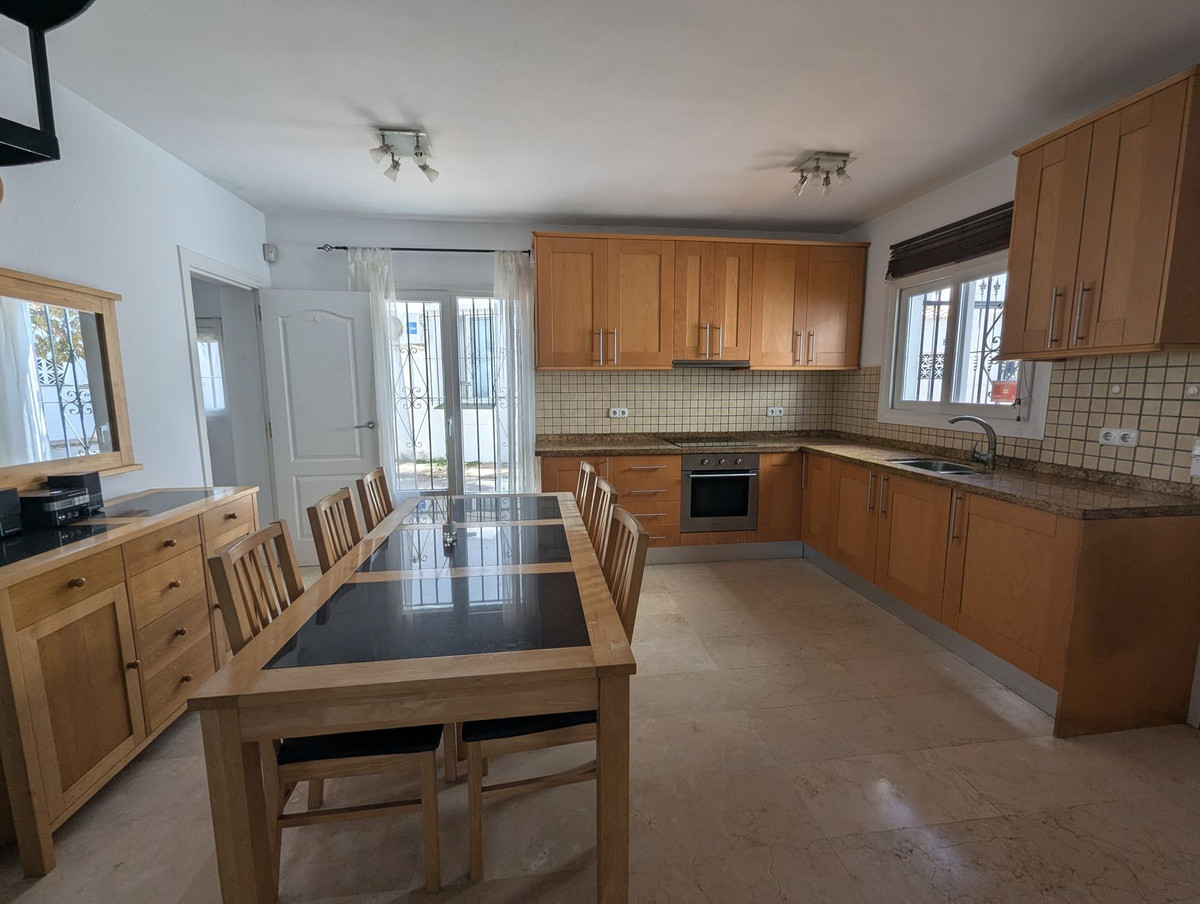 Se vende Adosada de 3 dormitorios en Costa Del Sol, Málaga, España