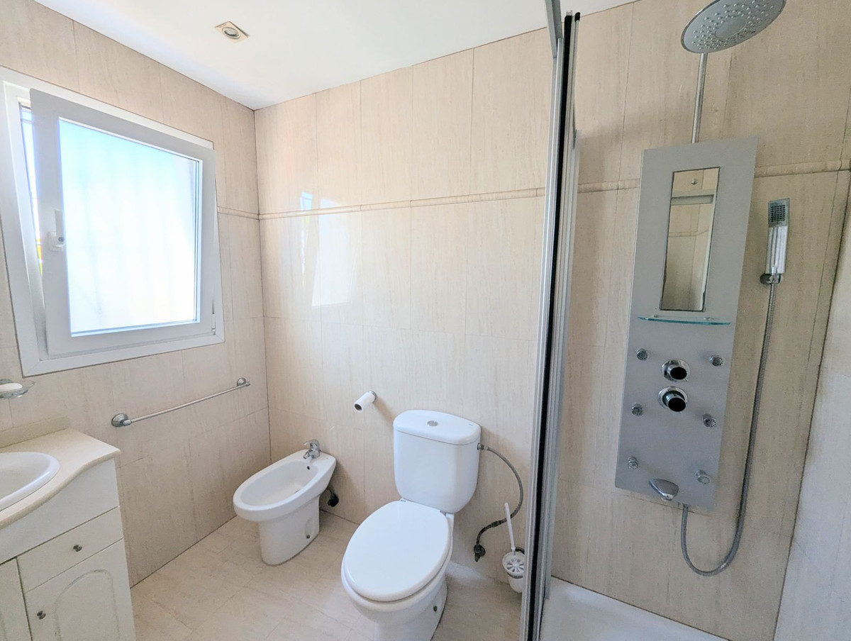 Se vende Adosada de 3 dormitorios en Costa Del Sol, Málaga, España