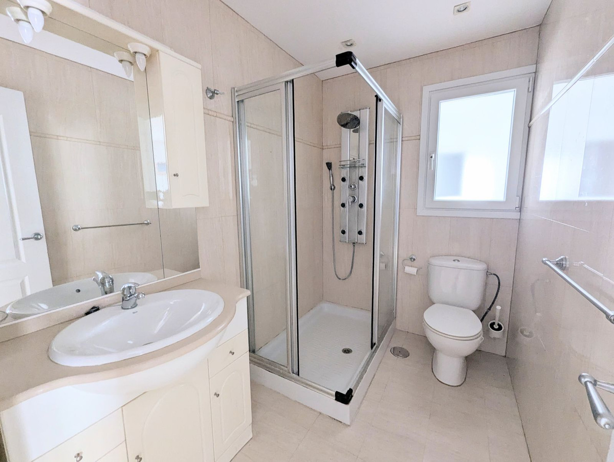 Se vende Adosada de 3 dormitorios en Costa Del Sol, Málaga, España