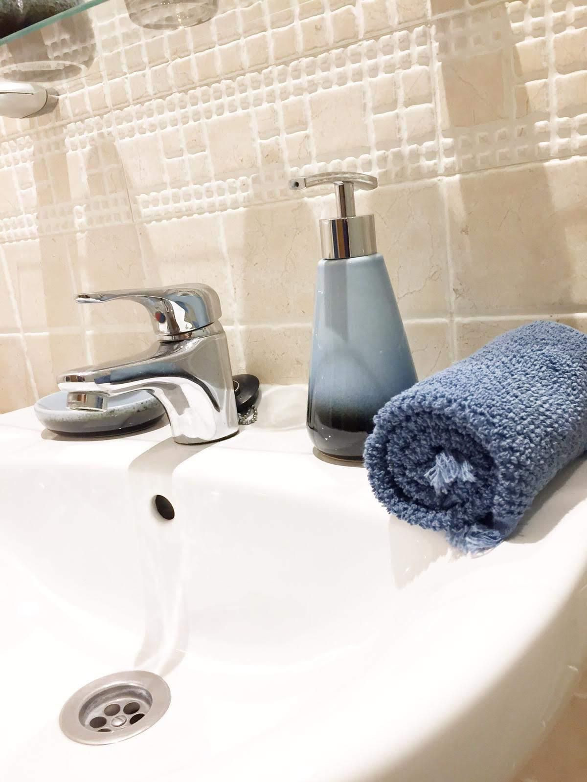 2 Bed Apartment for sale in Calahonda Costa Del Sol, Málaga, Spain