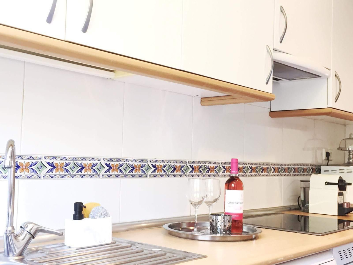2 Bed Apartment for sale in Calahonda Costa Del Sol, Málaga, Spain