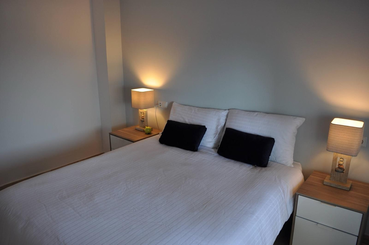2 Bed Apartment for sale in Calahonda Costa Del Sol, Málaga, Spain