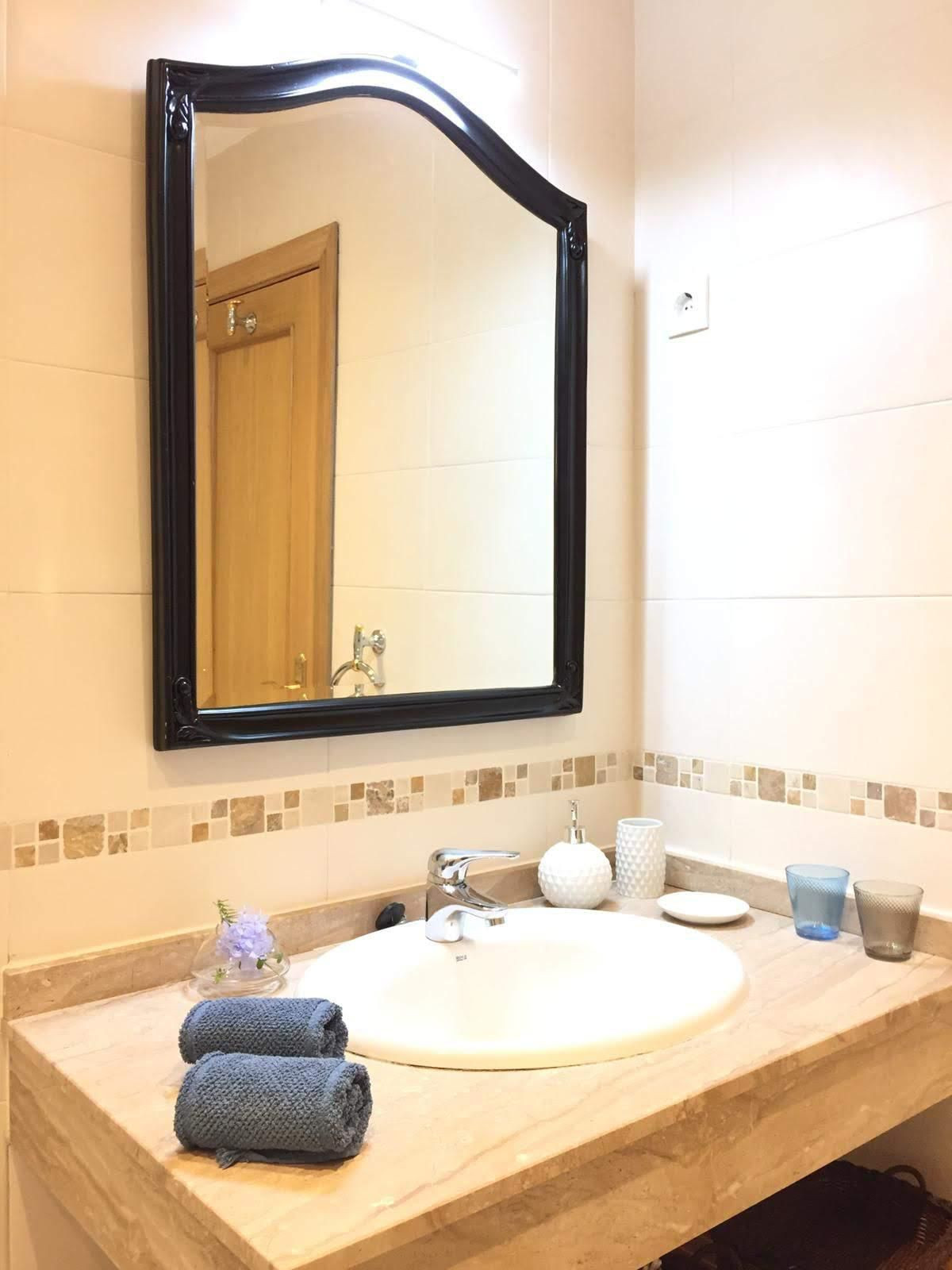 2 Bed Apartment for sale in Calahonda Costa Del Sol, Málaga, Spain