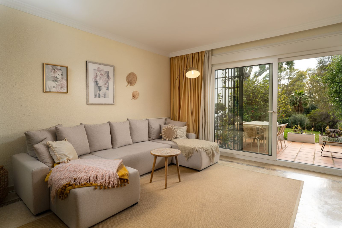 Se vende Pareada de 2 dormitorios en Costa Del Sol, Málaga, España