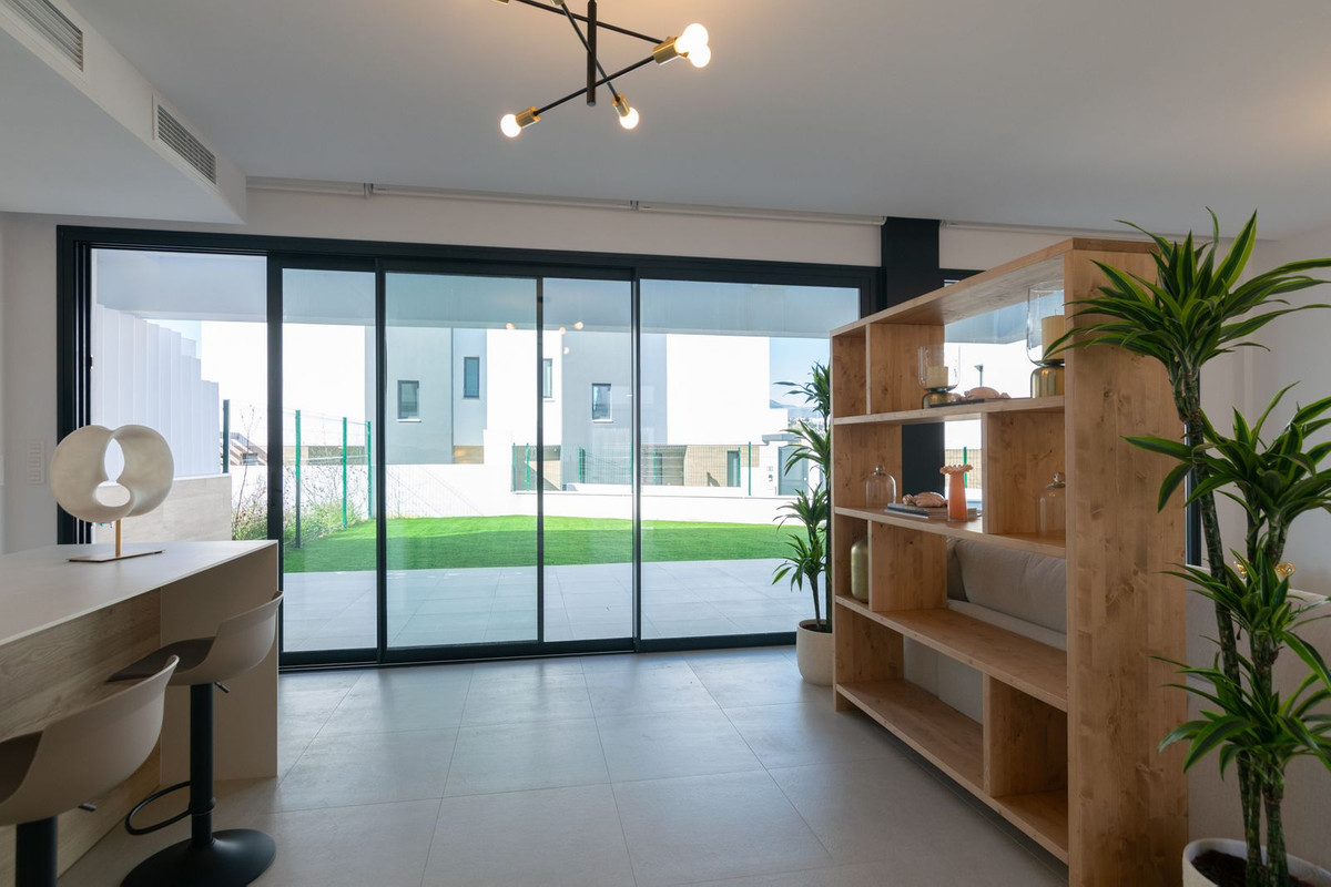 Se vende Pareada de 4 dormitorios en Costa Del Sol, Málaga, España