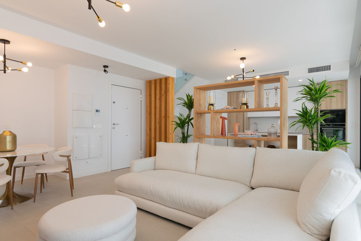 Se vende Pareada de 4 dormitorios en Costa Del Sol, Málaga, España