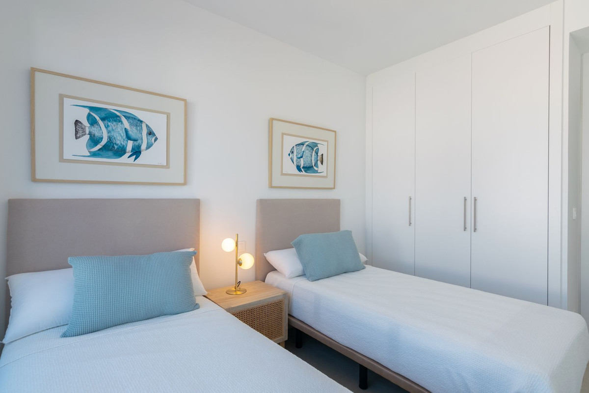 Se vende Pareada de 4 dormitorios en Costa Del Sol, Málaga, España