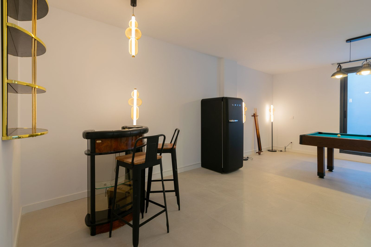 Se vende Pareada de 4 dormitorios en Costa Del Sol, Málaga, España