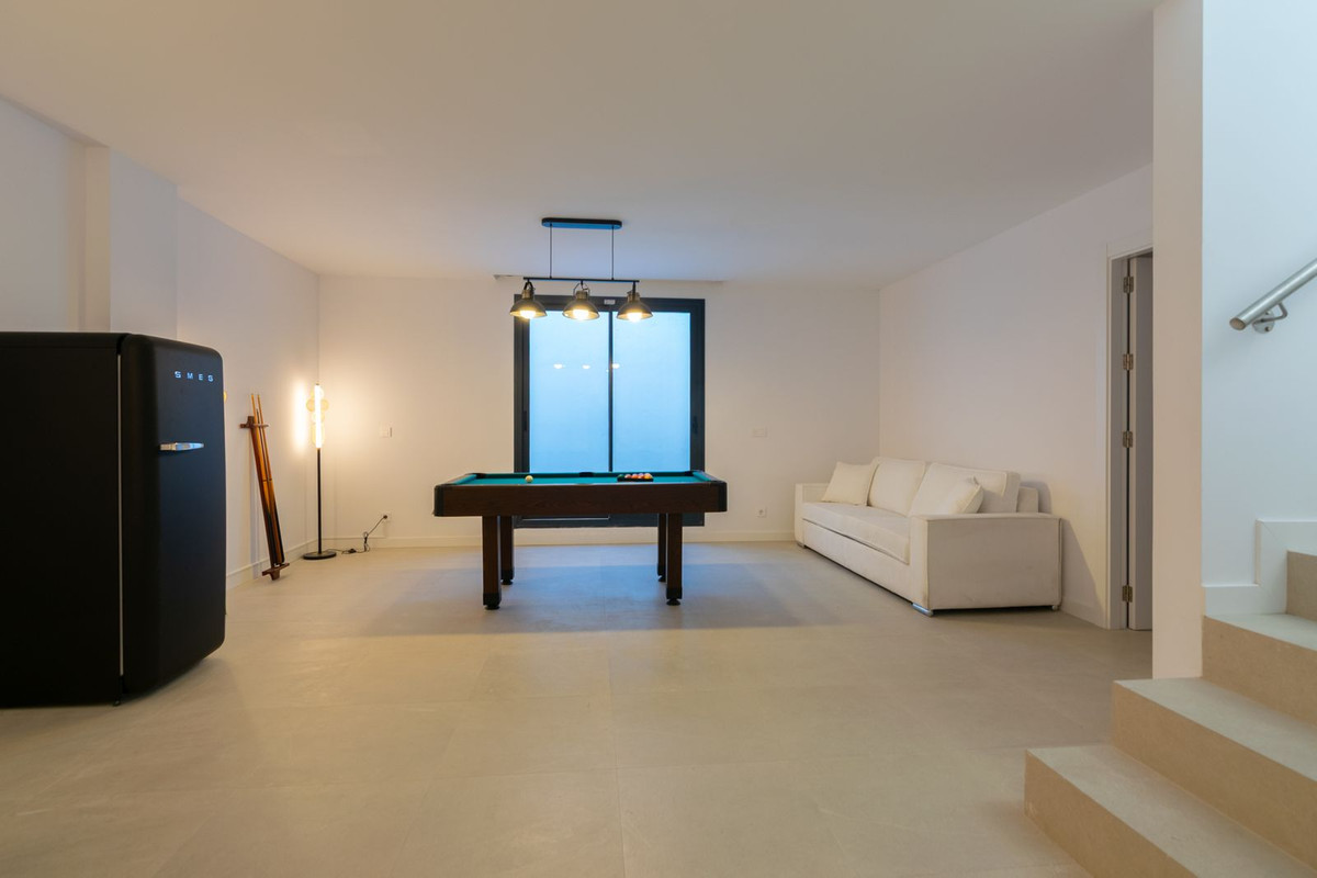 Se vende Pareada de 4 dormitorios en Costa Del Sol, Málaga, España