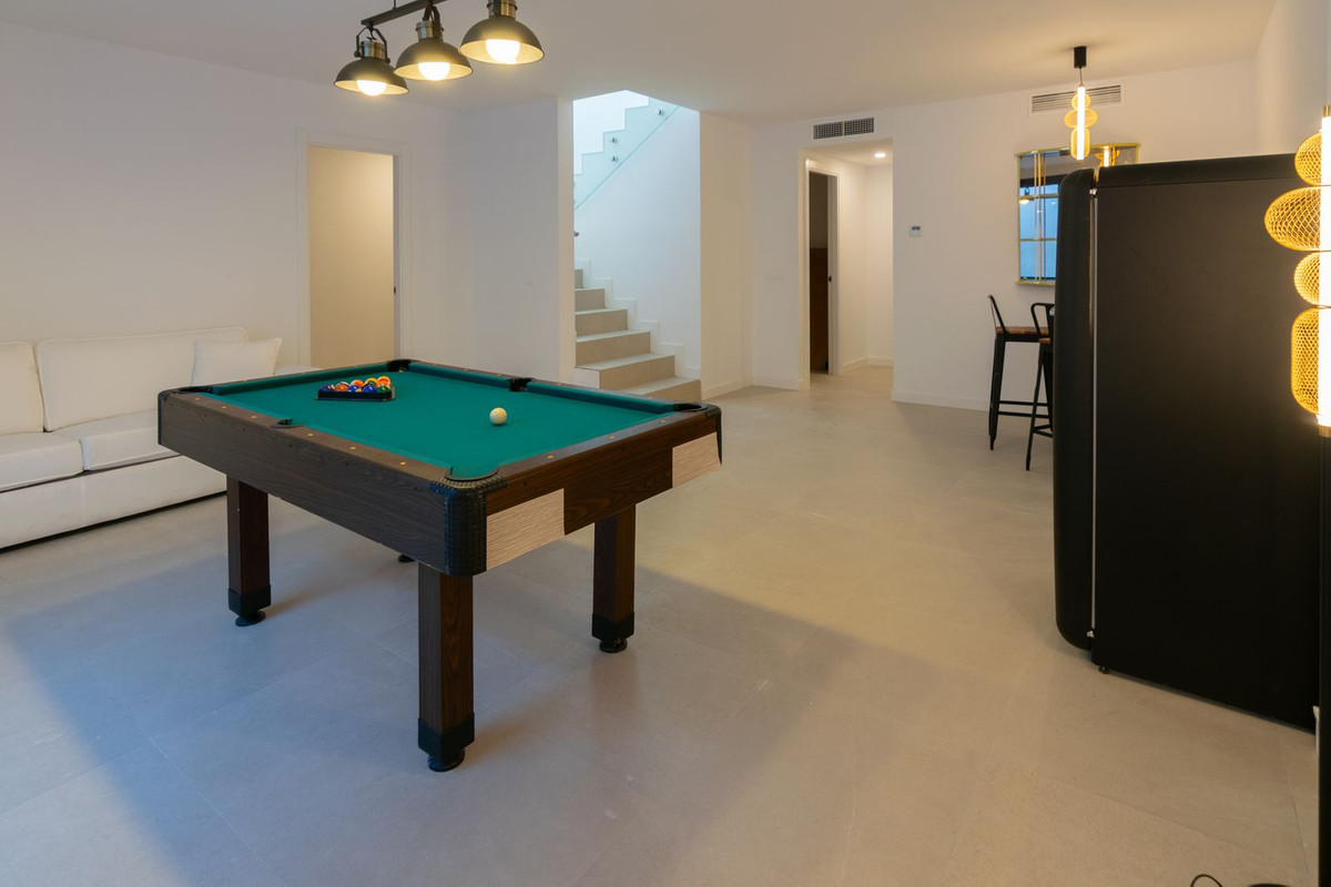 Se vende Pareada de 4 dormitorios en Costa Del Sol, Málaga, España