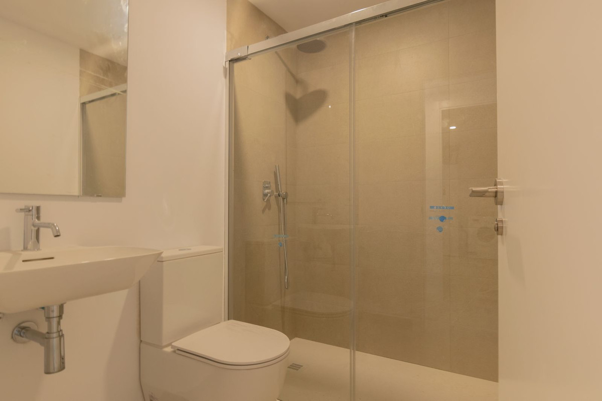 Se vende Pareada de 4 dormitorios en Costa Del Sol, Málaga, España