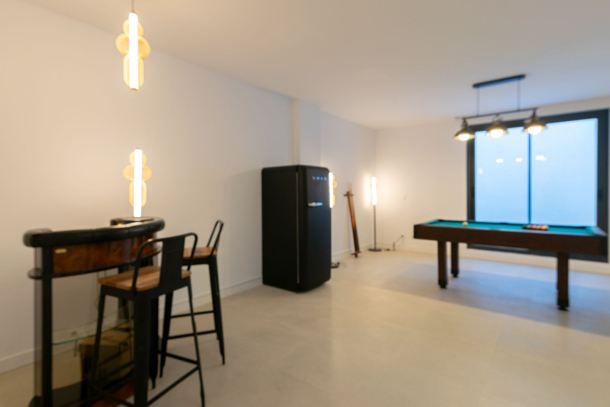 Se vende Pareada de 4 dormitorios en Costa Del Sol, Málaga, España