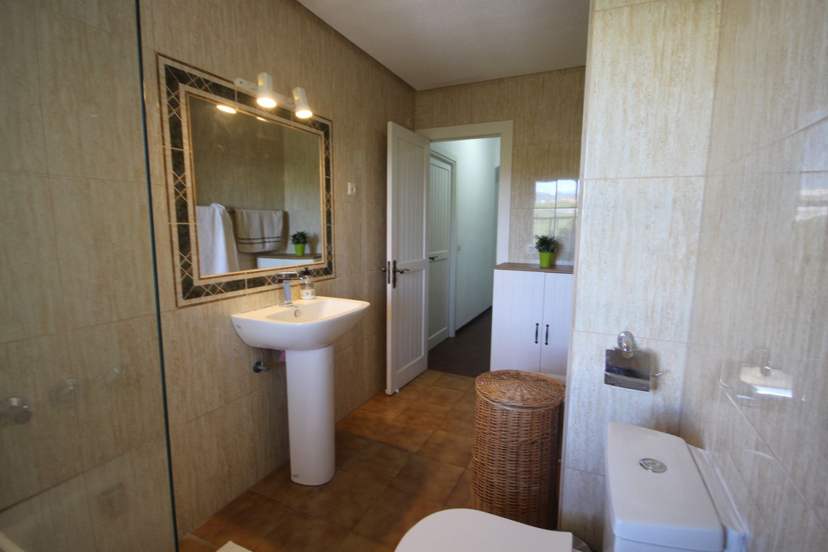 Se vende Apartamento Planta Media de 1 dormitorios en Costa Del Sol, Málaga, España