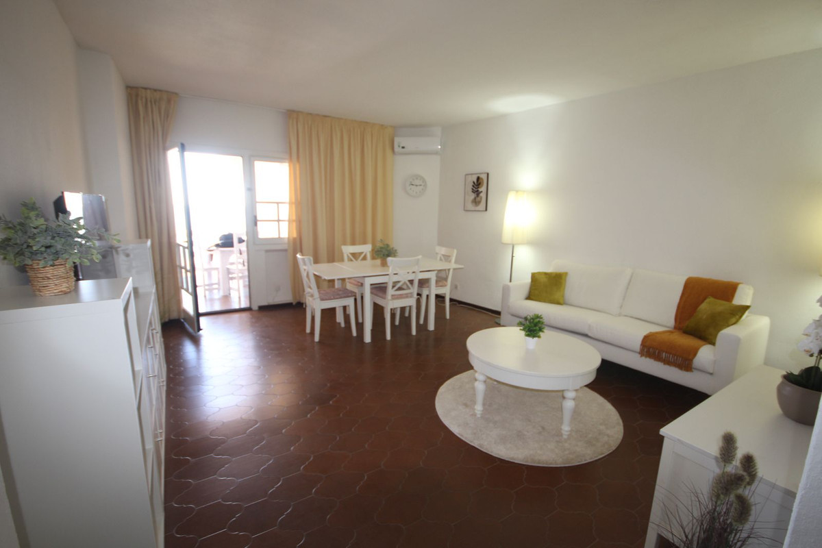 Se vende Apartamento Planta Media de 1 dormitorios en Costa Del Sol, Málaga, España