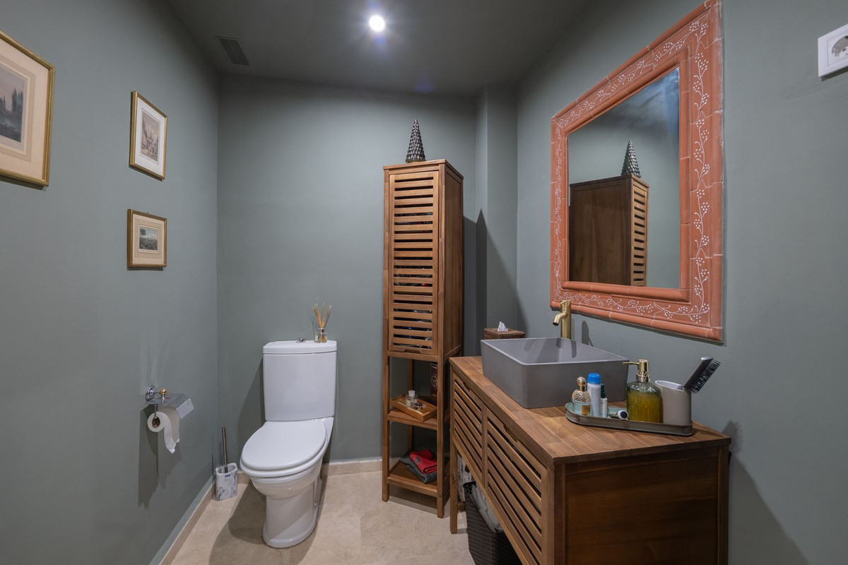 Se vende Apartamento Planta Baja de 2 dormitorios en Costa Del Sol, Málaga, España