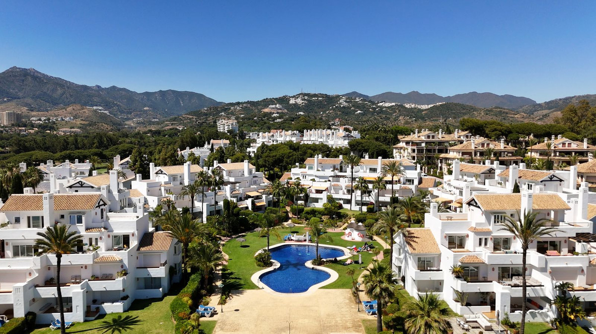 Se vende Apartamento Planta Baja de 2 dormitorios en Costa Del Sol, Málaga, España