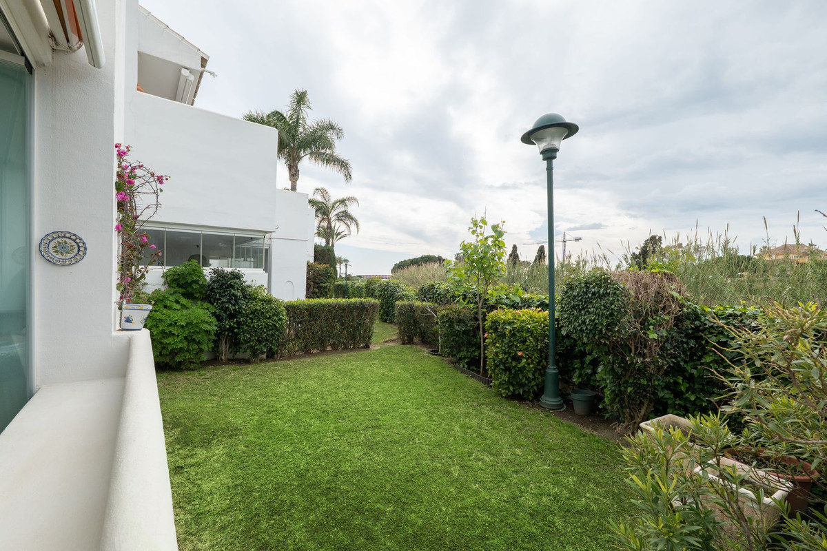 Se vende Apartamento Planta Baja de 2 dormitorios en Costa Del Sol, Málaga, España