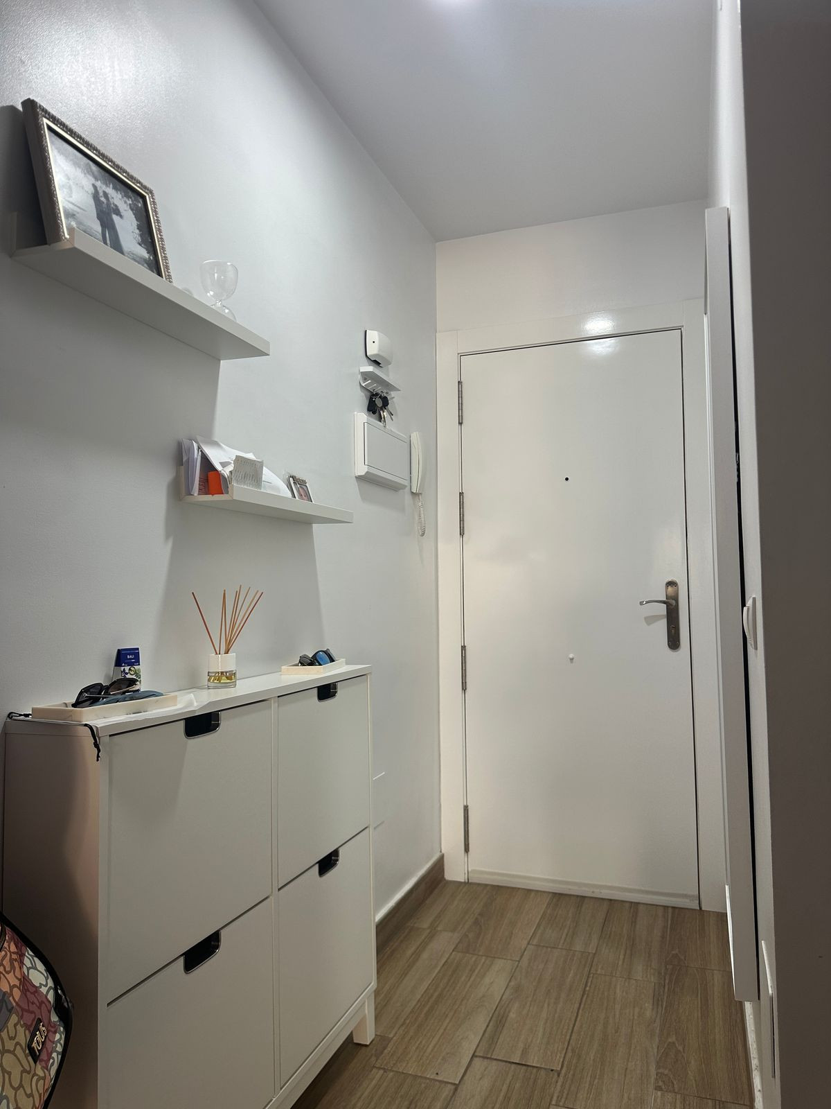 Se vende Apartamento Planta Media de 3 dormitorios en Costa Del Sol, Málaga, España