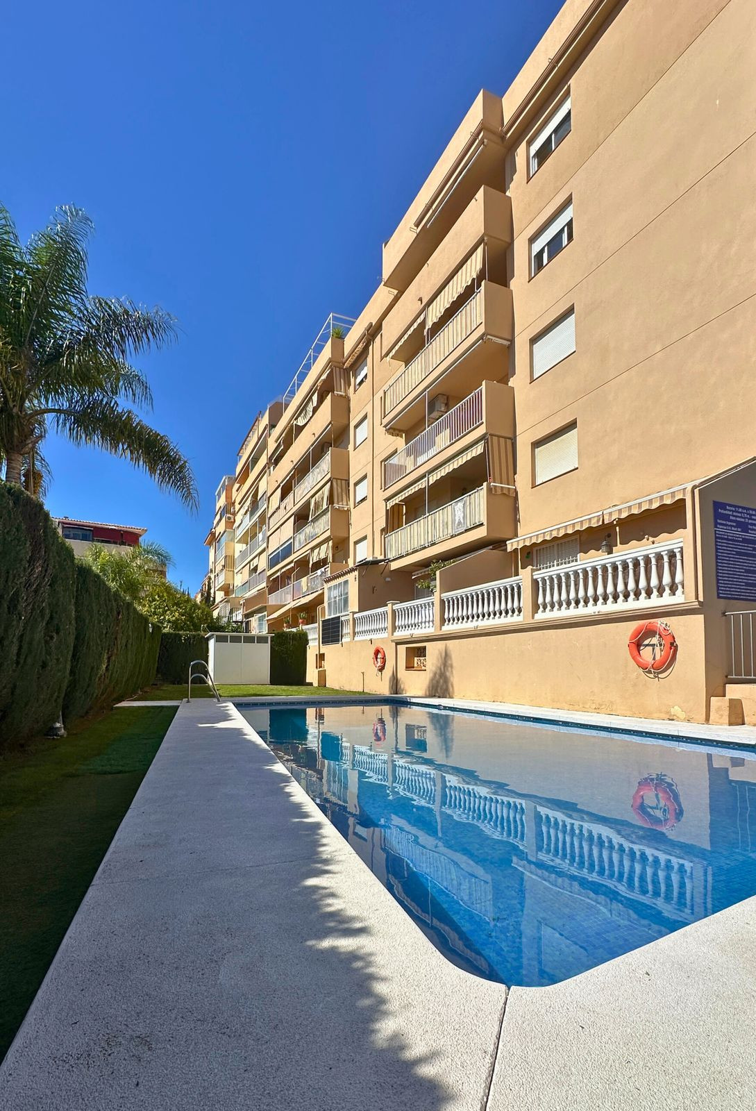 Se vende Apartamento Planta Media de 3 dormitorios en Costa Del Sol, Málaga, España