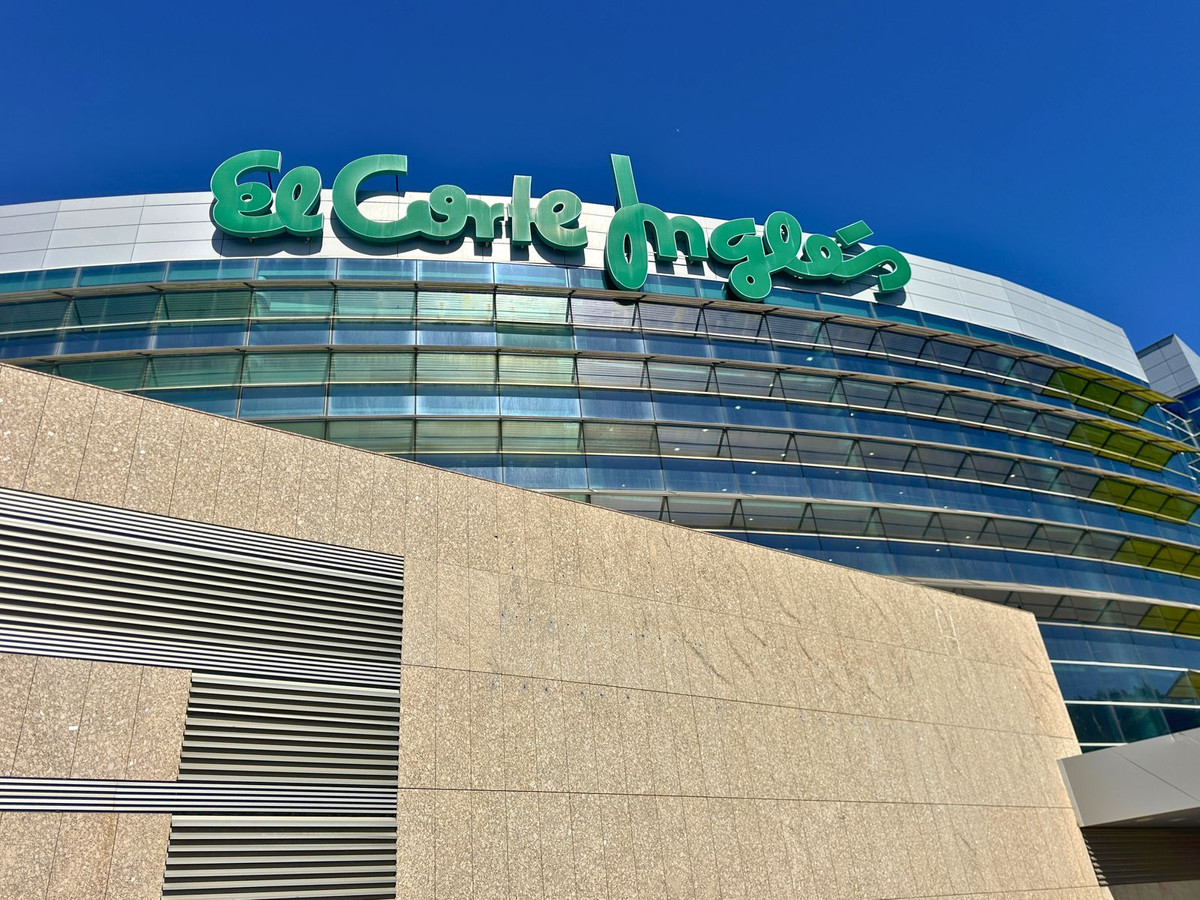 Se vende Apartamento Planta Media de 3 dormitorios en Costa Del Sol, Málaga, España