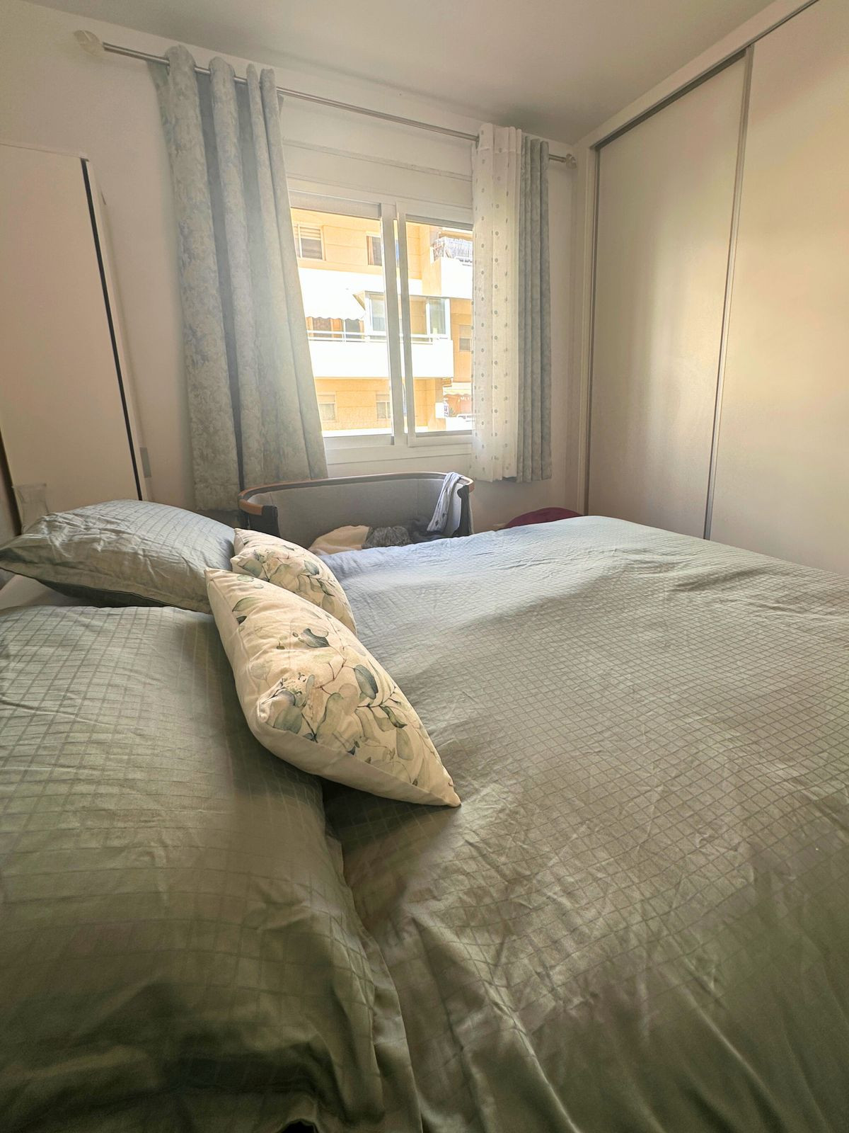 Se vende Apartamento Planta Media de 3 dormitorios en Costa Del Sol, Málaga, España