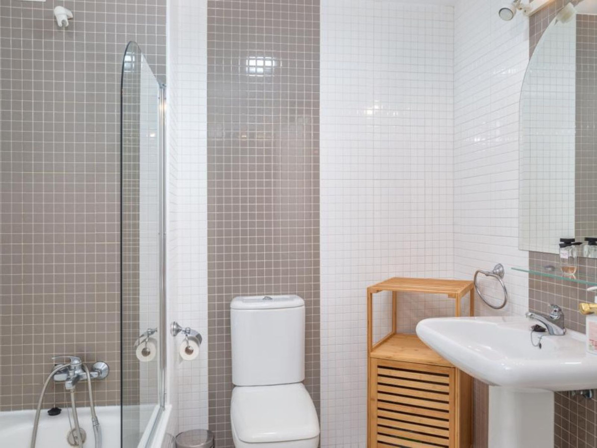 2 Bed Apartment for sale in Reserva De Marbella Costa Del Sol, Málaga, Spain
