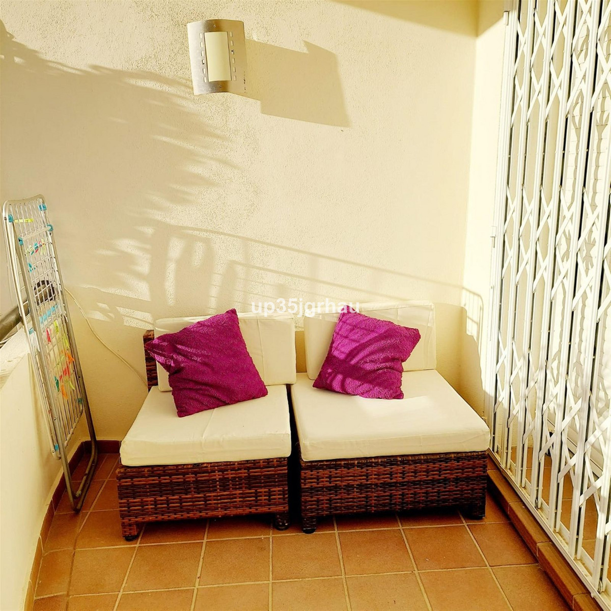 2 Bed Apartment for sale in Estepona Costa Del Sol, Málaga, Spain