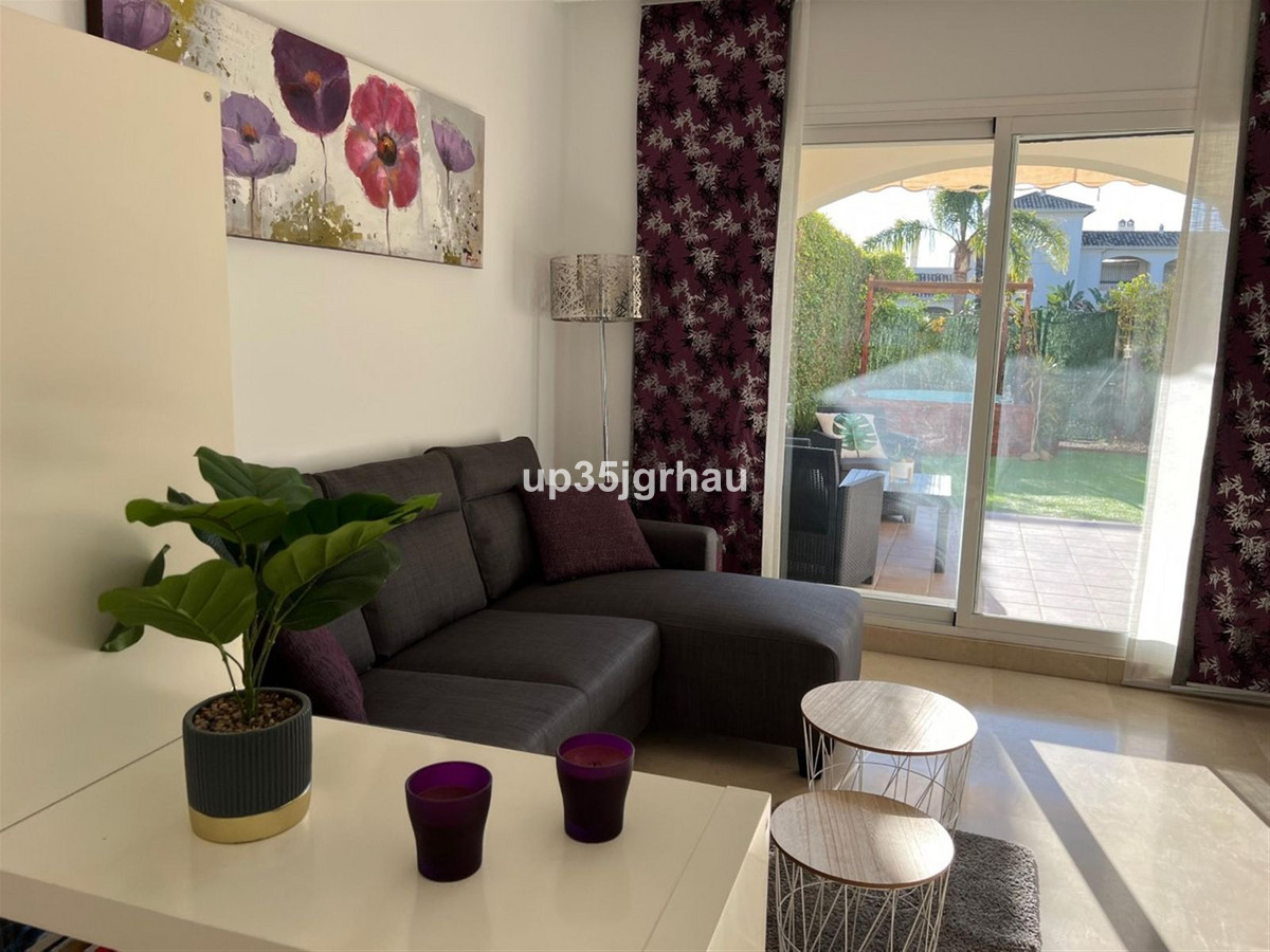 2 Bed Apartment for sale in Estepona Costa Del Sol, Málaga, Spain