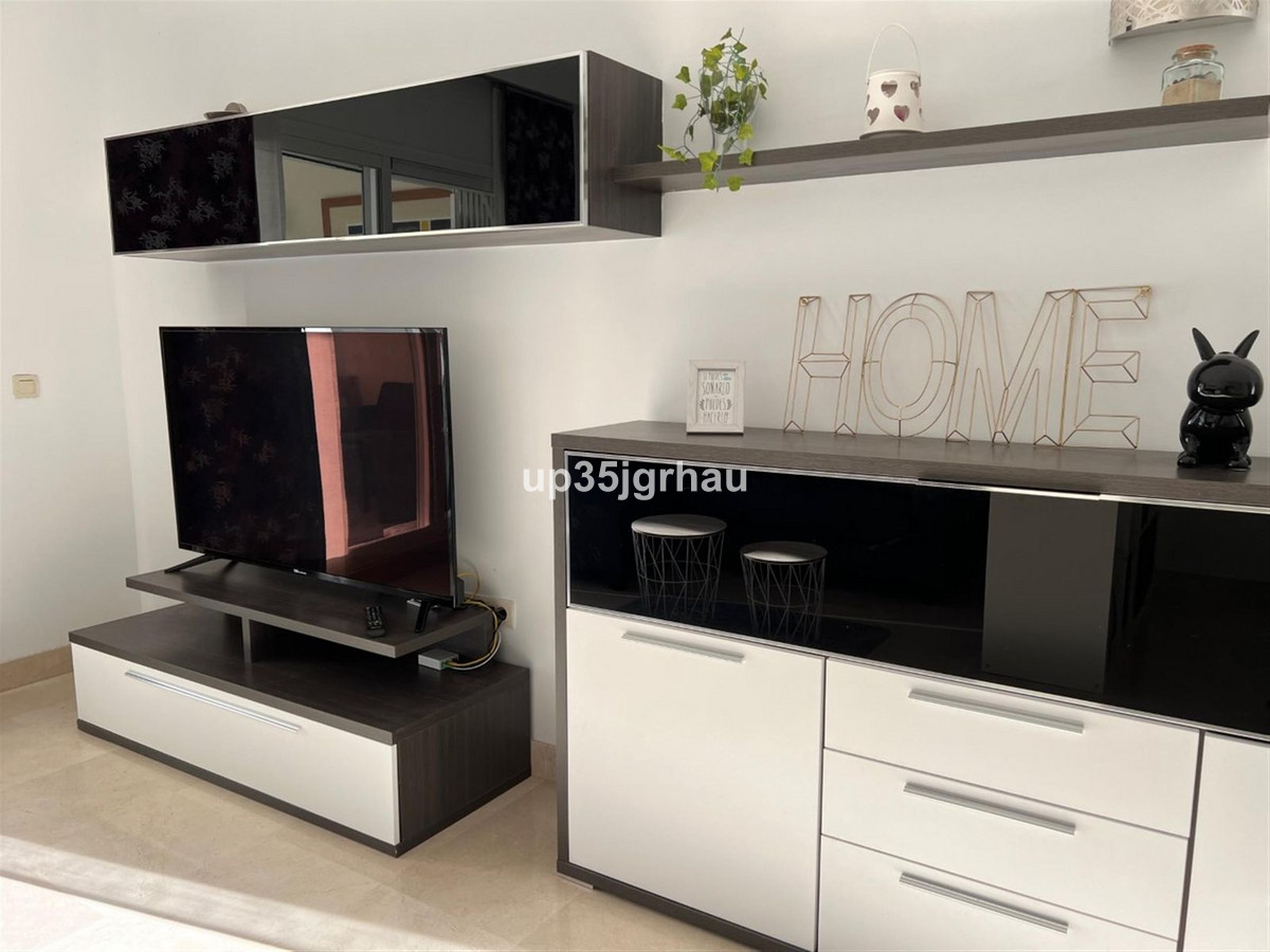 2 Bed Apartment for sale in Estepona Costa Del Sol, Málaga, Spain