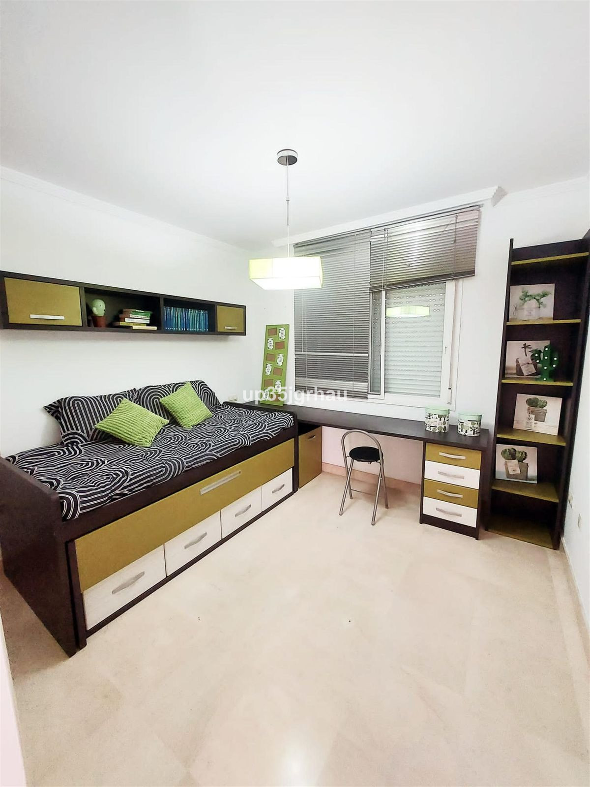 2 Bed Apartment for sale in Estepona Costa Del Sol, Málaga, Spain