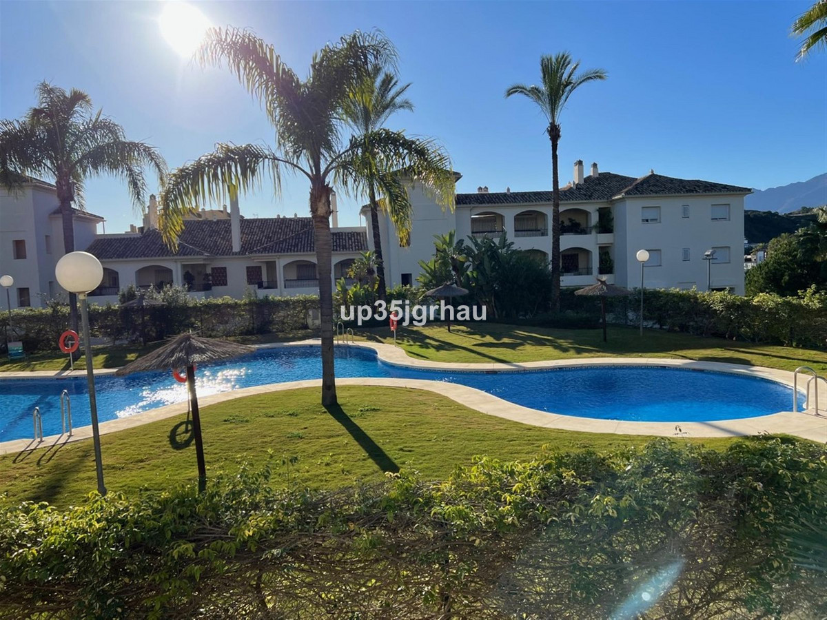 2 Bed Apartment for sale in Estepona Costa Del Sol, Málaga, Spain