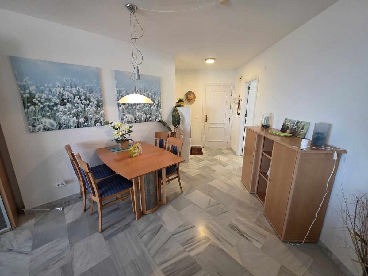 2 Bed Apartment for sale in Calahonda Costa Del Sol, Málaga, Spain