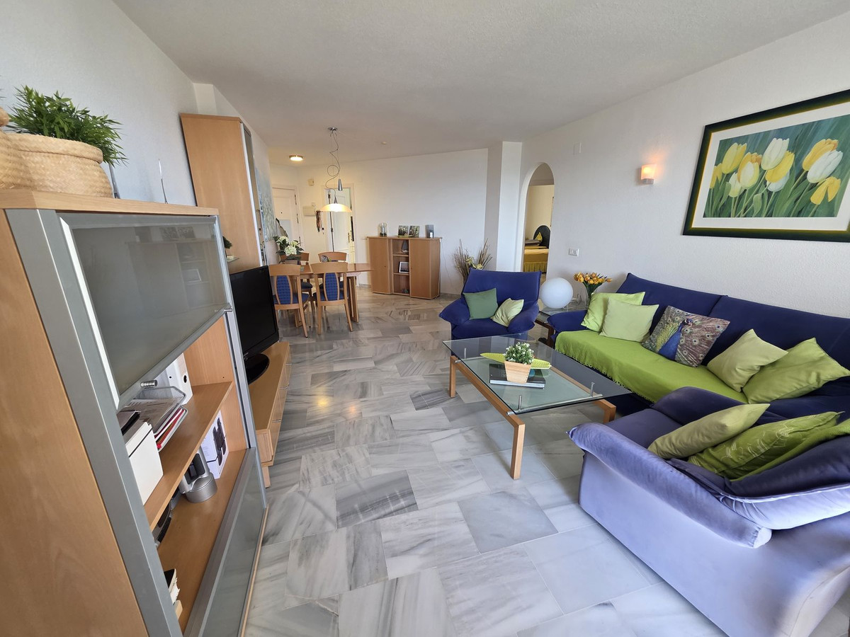 2 Bed Apartment for sale in Calahonda Costa Del Sol, Málaga, Spain