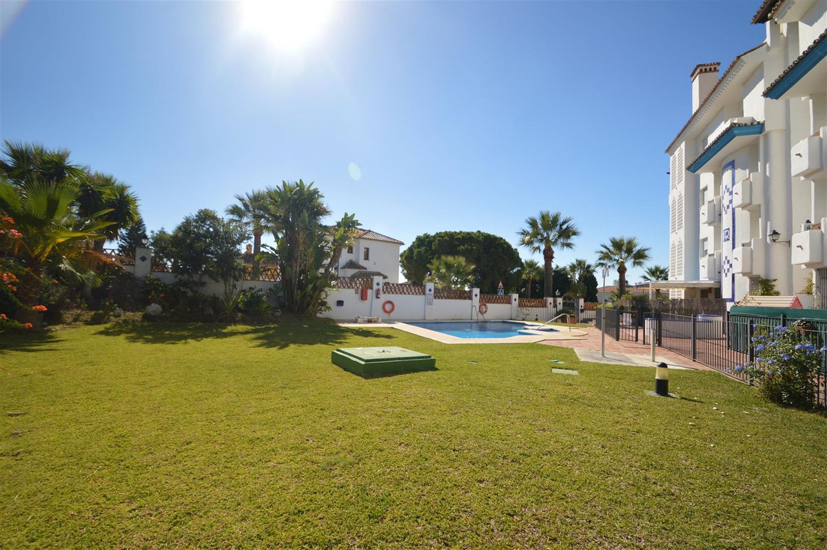 3 Bed Apartment for sale in Las Chapas Costa Del Sol, Málaga, Spain