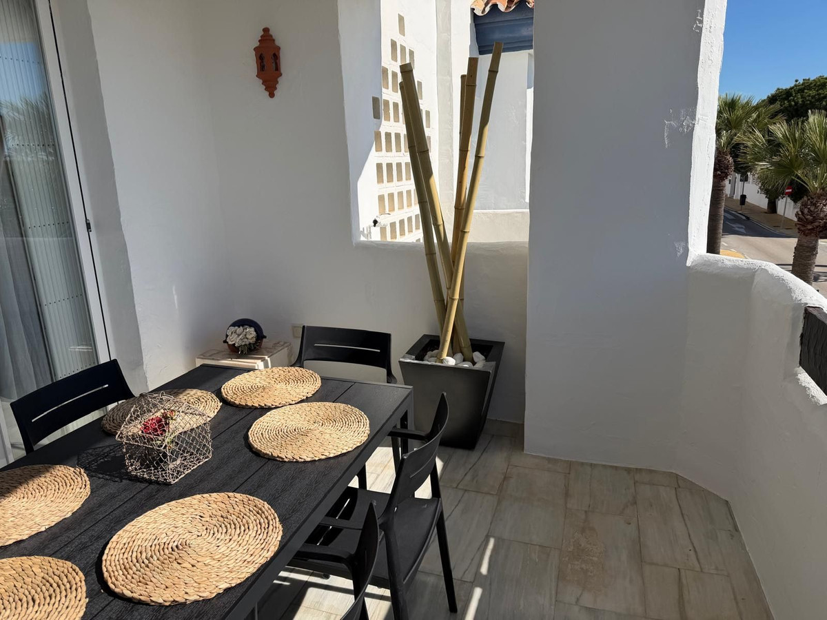 3 Bed Apartment for sale in Las Chapas Costa Del Sol, Málaga, Spain
