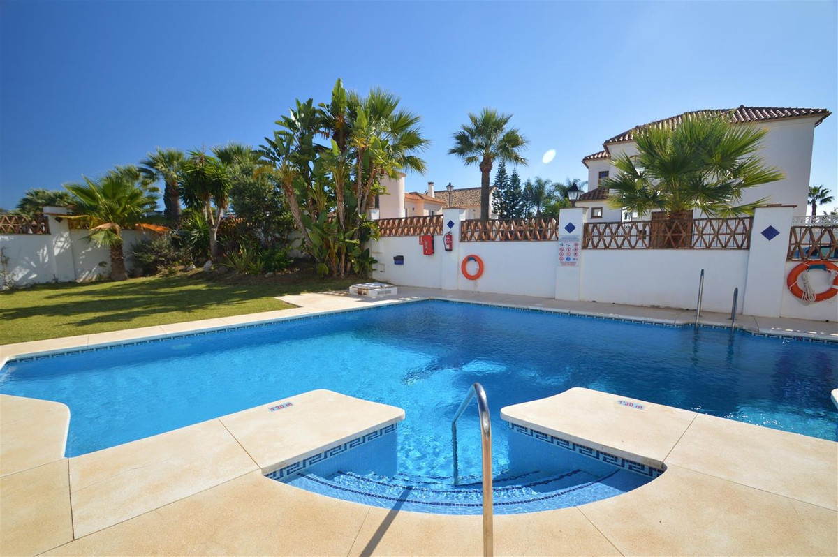 3 Bed Apartment for sale in Las Chapas Costa Del Sol, Málaga, Spain