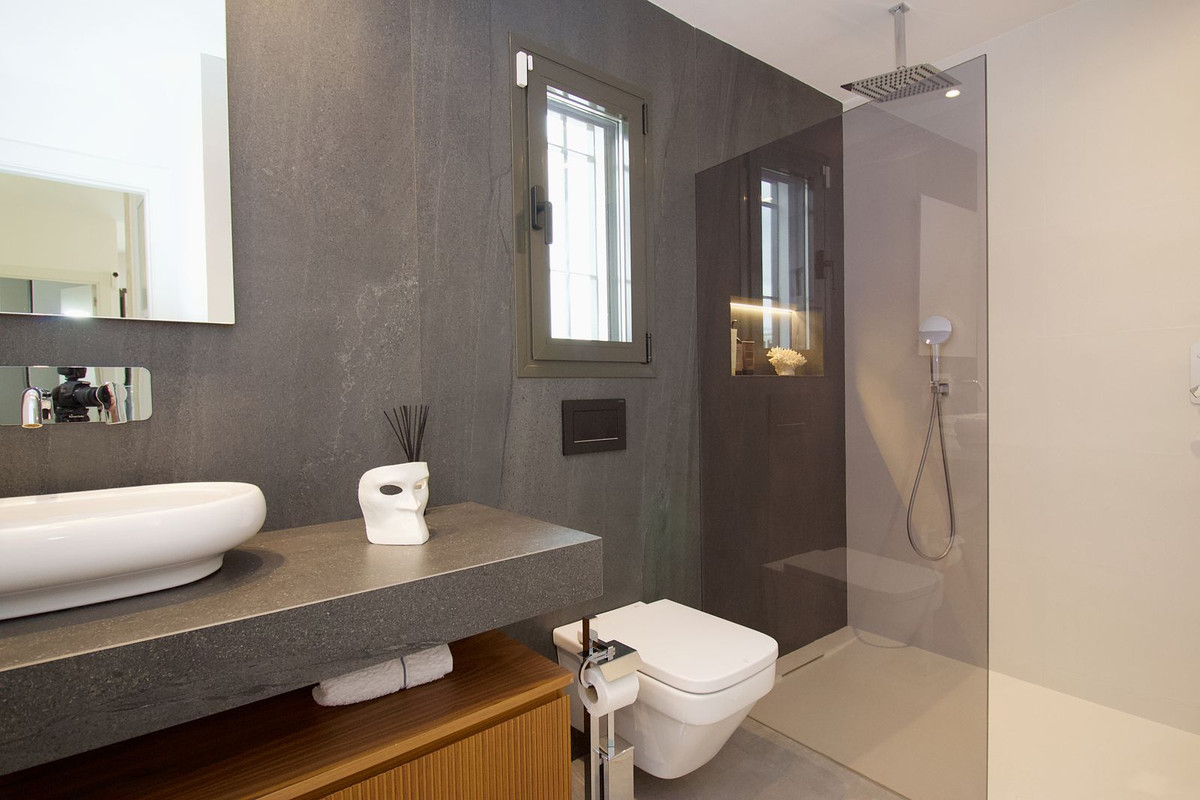 3 Bed Townhouse for sale in Alhaurín El Grande Costa Del Sol, Málaga, Spain