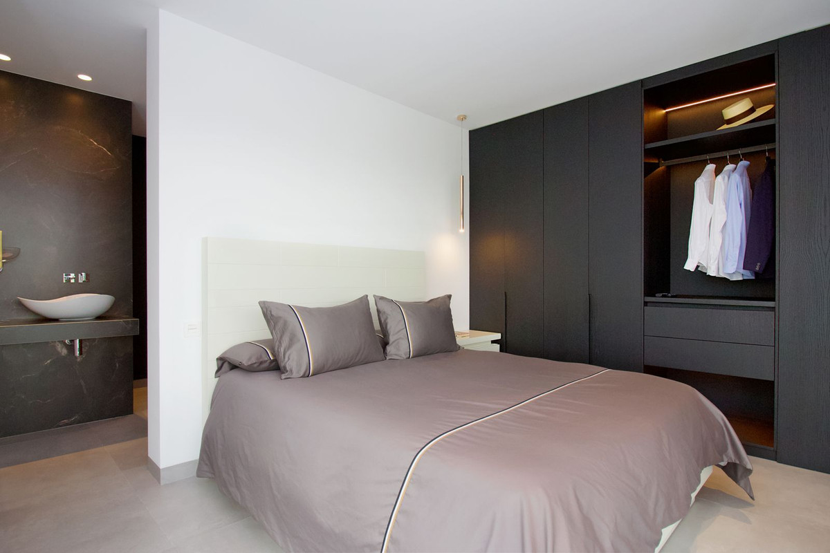 3 Bed Townhouse for sale in Alhaurín El Grande Costa Del Sol, Málaga, Spain