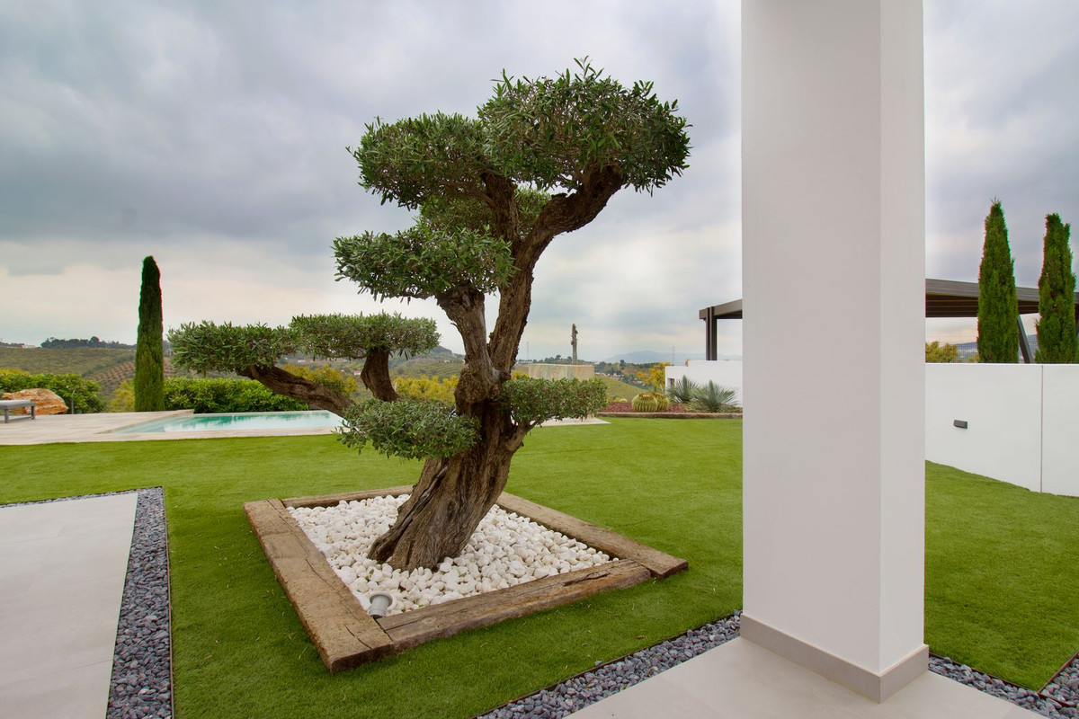 3 Bed Townhouse for sale in Alhaurín El Grande Costa Del Sol, Málaga, Spain