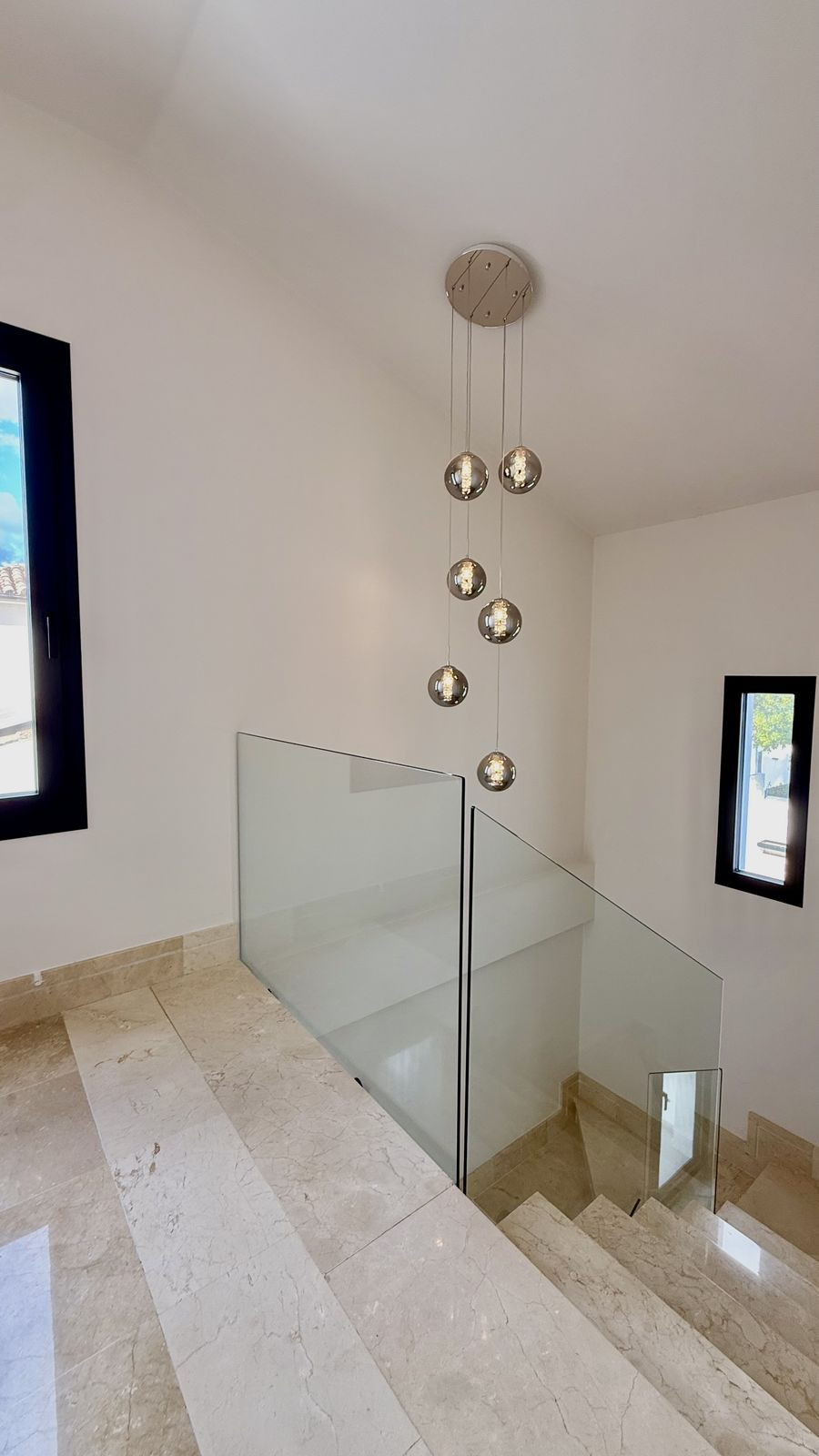 5 Bed Townhouse for sale in Nueva Andalucía Costa Del Sol, Málaga, Spain