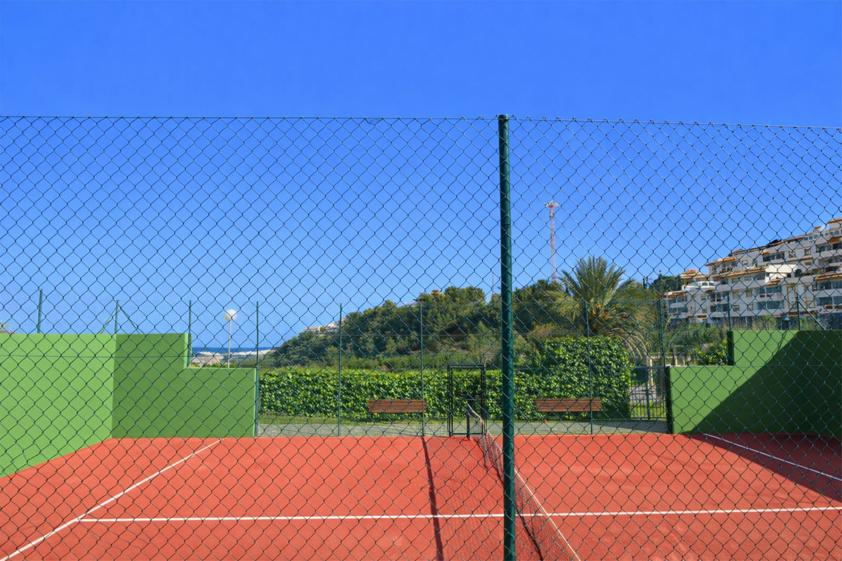 3 Bed Apartment for sale in Benalmadena Costa Del Sol, Málaga, Spain