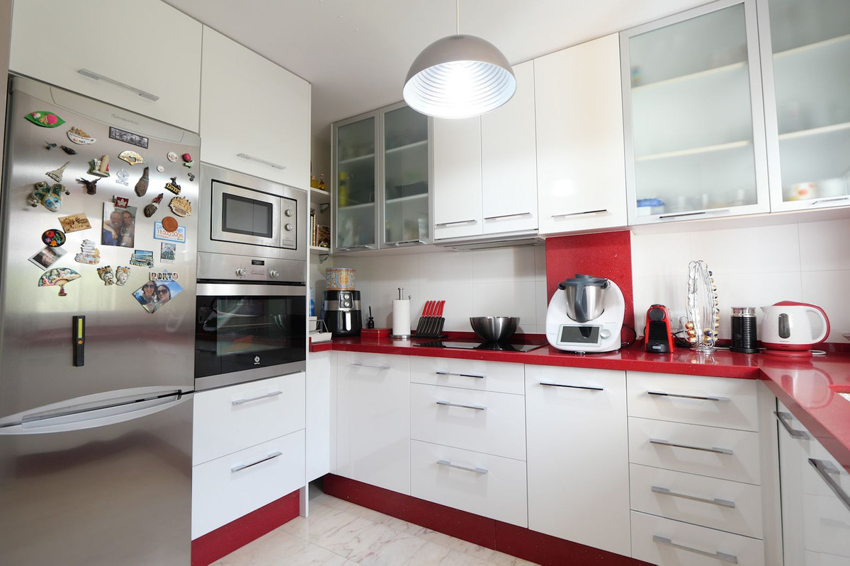 3 Bed Apartment for sale in Benalmadena Costa Del Sol, Málaga, Spain