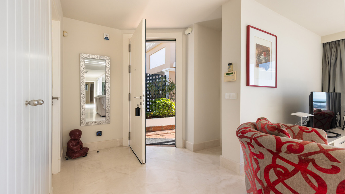 3 Bed Apartment for sale in Doña Julia Costa Del Sol, Málaga, Spain