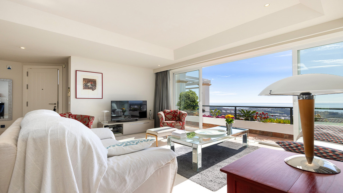 3 Bed Apartment for sale in Doña Julia Costa Del Sol, Málaga, Spain