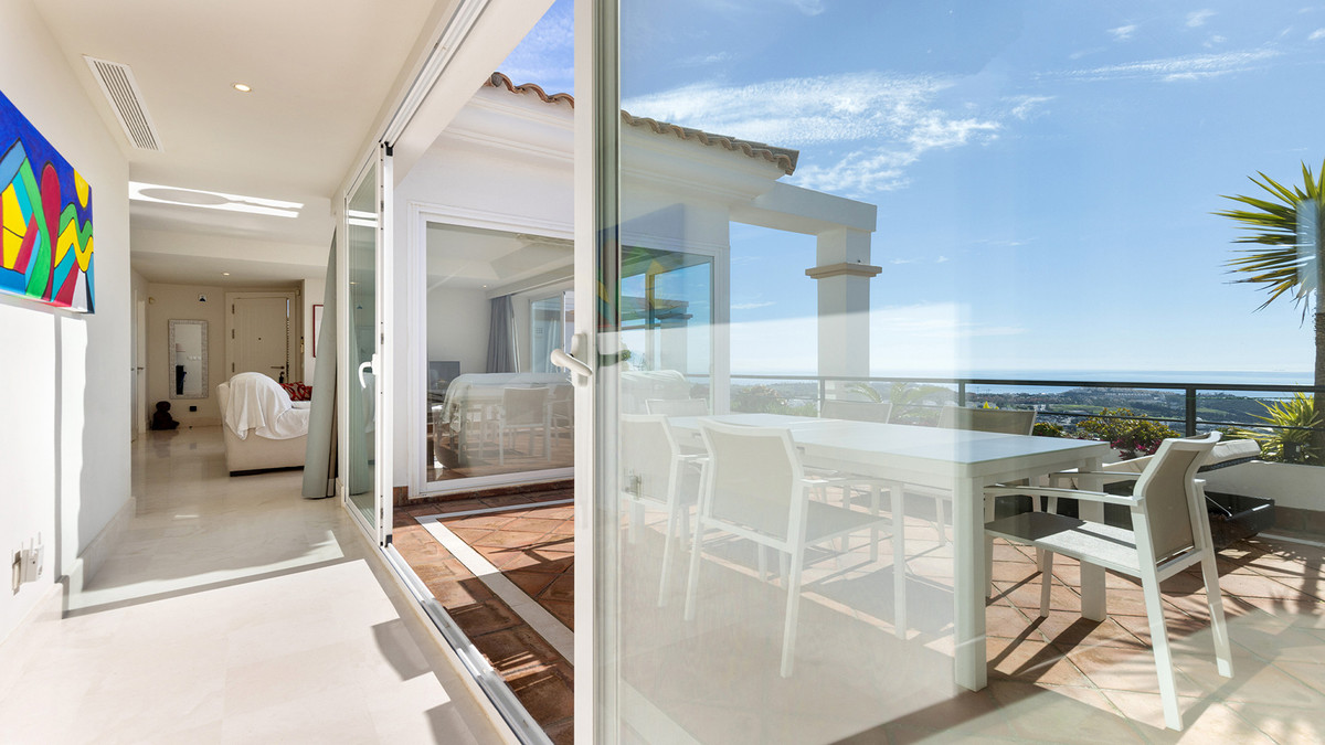 3 Bed Apartment for sale in Doña Julia Costa Del Sol, Málaga, Spain