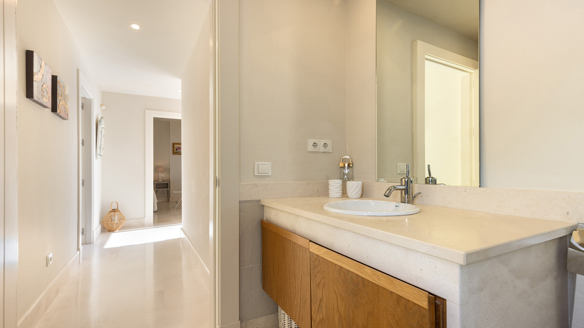 3 Bed Apartment for sale in Doña Julia Costa Del Sol, Málaga, Spain