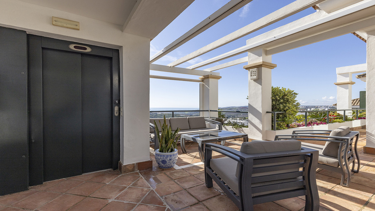 3 Bed Apartment for sale in Doña Julia Costa Del Sol, Málaga, Spain